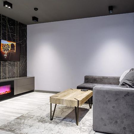 Near Shopping Malldova And Kaufland Wi-Fi Apartment Chisinau Ngoại thất bức ảnh
